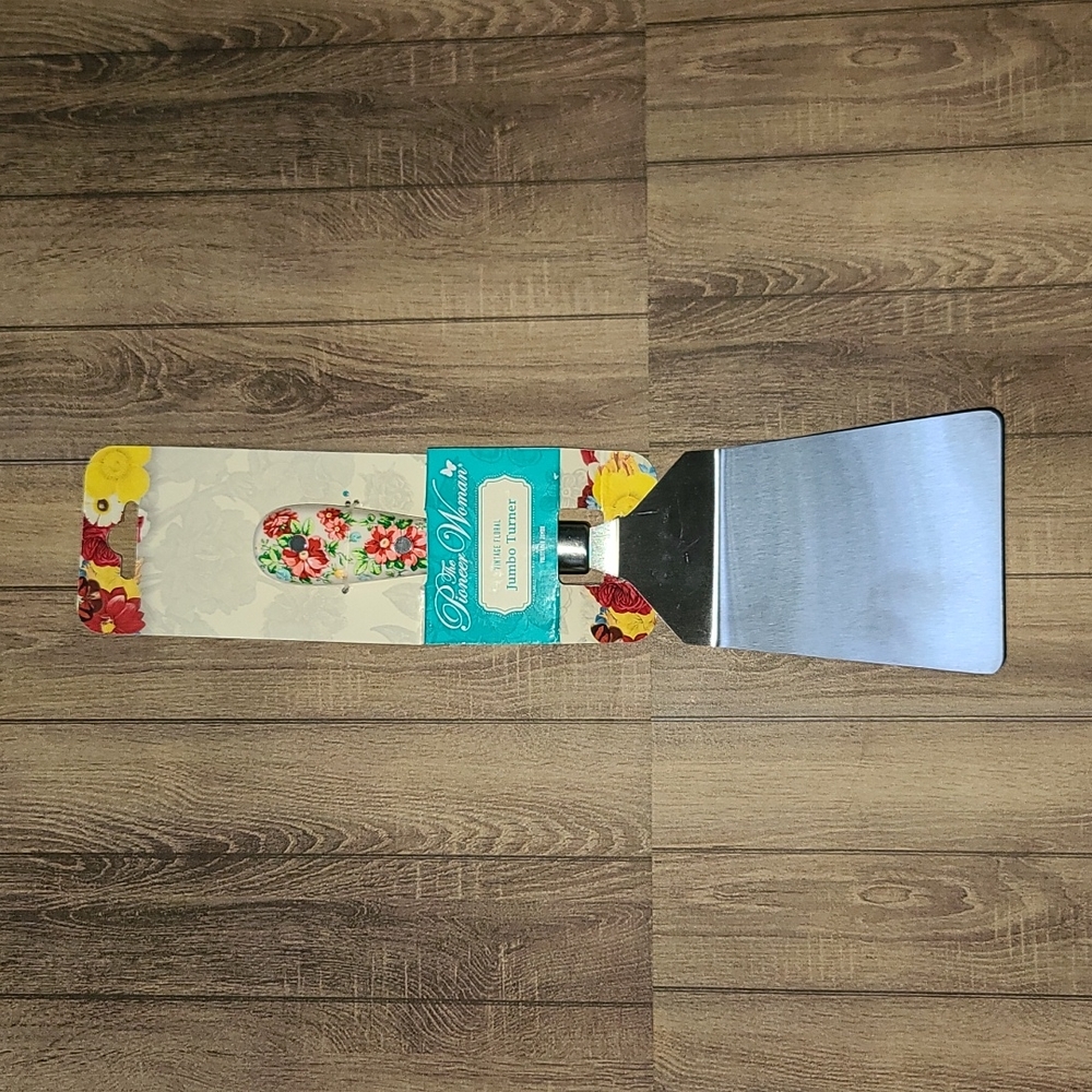 The Pioneer Woman Vintage Floral Jumbo Turner